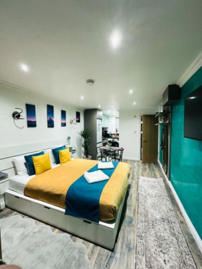 Studio Flat